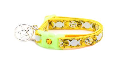 Witch's Familiar on Topaz Cat Collar